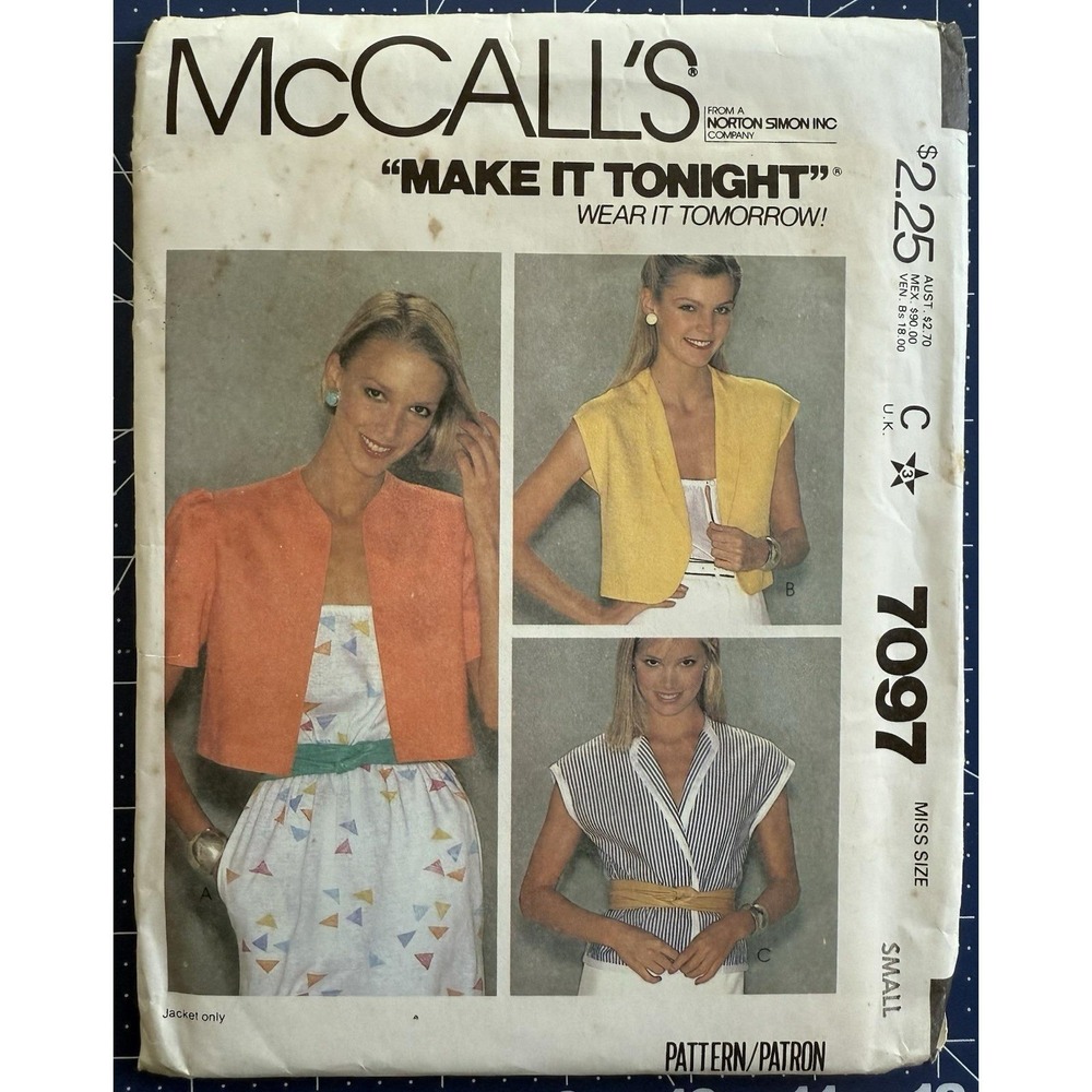 McCall's Make It Tonight Wear It Tomorrow‎ Pattern 7097 Misses' Cover-Ups Size S
